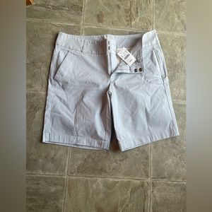 J Crew 9” women’s shorts!  Light gray -